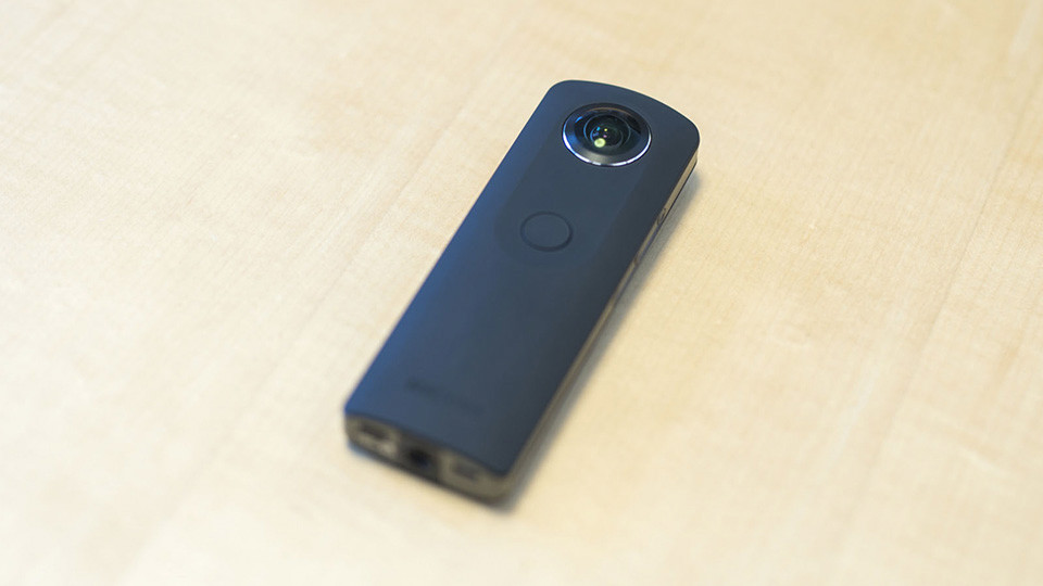 RICOH THETA S